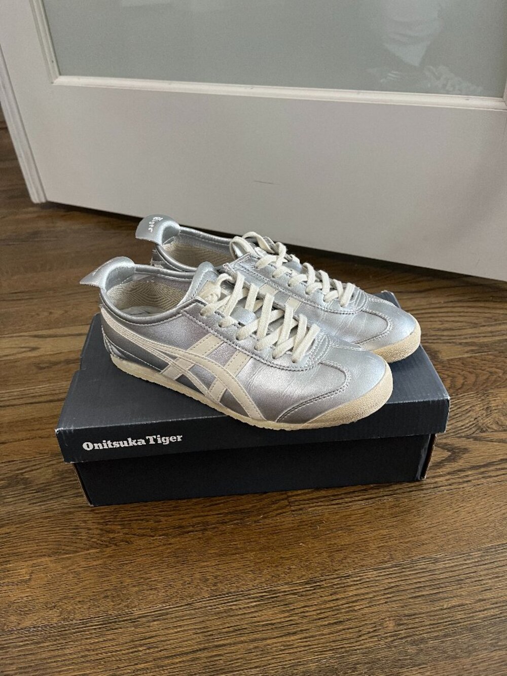 Silver Onitsuka Tiger Mexico 66 size EU 39